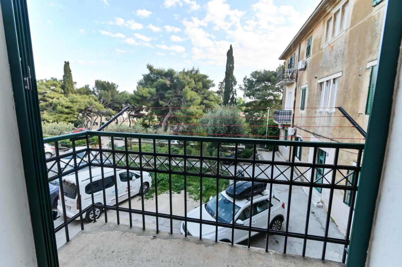 Niteroni Apartment